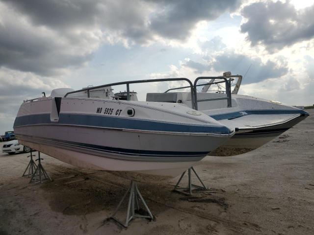  Salvage Bayliner Boat