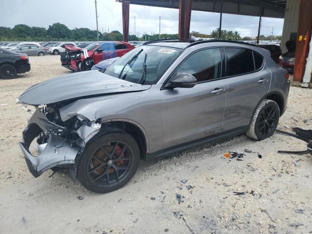  Salvage Alfa Romeo Stelvio