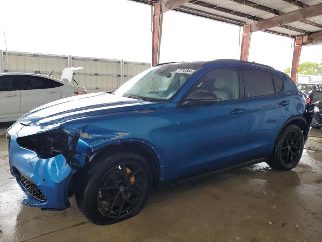  Salvage Alfa Romeo Stelvio