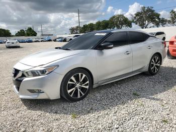  Salvage Nissan Maxima