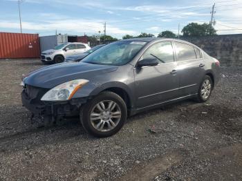  Salvage Nissan Altima