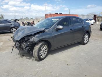  Salvage Mazda 3