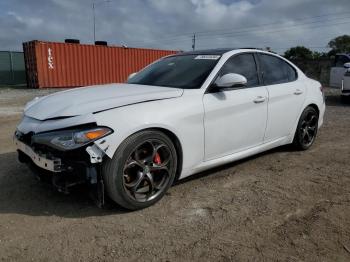  Salvage Alfa Romeo Giulia