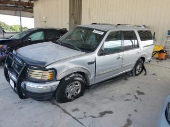  Salvage Ford Expedition