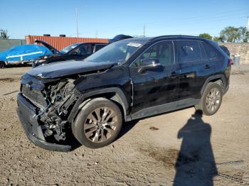  Salvage Toyota RAV4