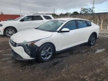  Salvage Kia K4 Lx