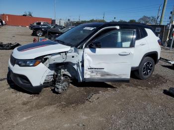  Salvage Jeep Compass