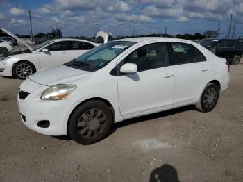  Salvage Toyota Yaris