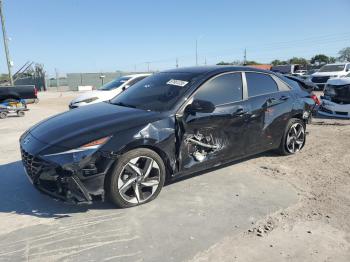  Salvage Hyundai ELANTRA