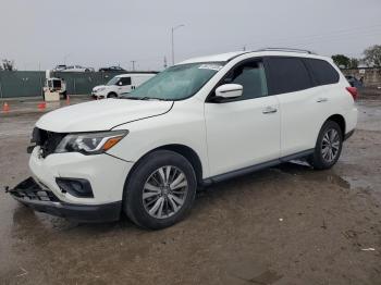  Salvage Nissan Pathfinder