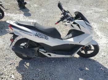  Salvage Honda Pcx