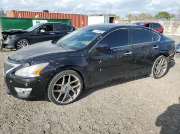  Salvage Nissan Altima