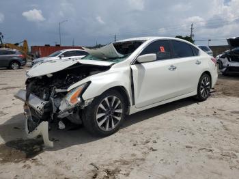  Salvage Nissan Altima