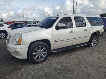  Salvage GMC Yukon