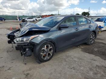  Salvage Kia Forte