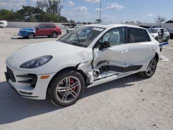  Salvage Porsche Macan