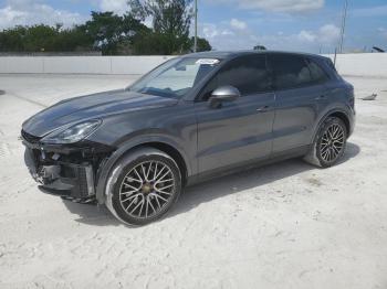  Salvage Porsche Cayenne