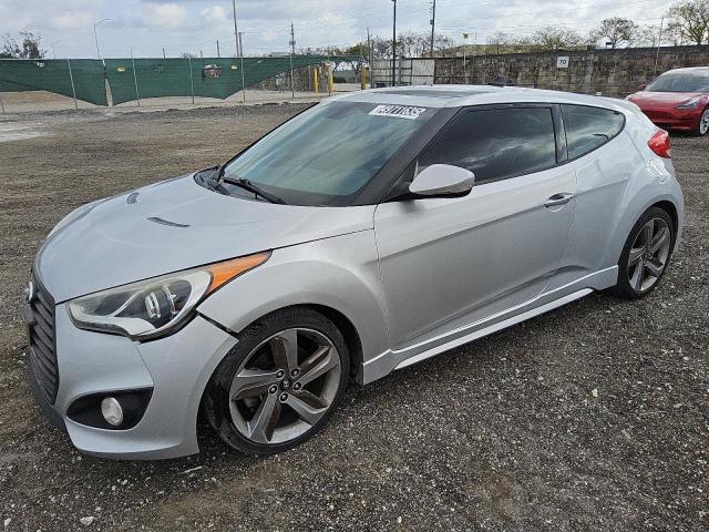  Salvage Hyundai VELOSTER