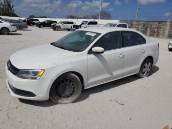  Salvage Volkswagen Jetta