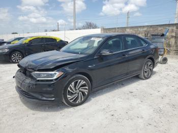 Salvage Volkswagen Jetta