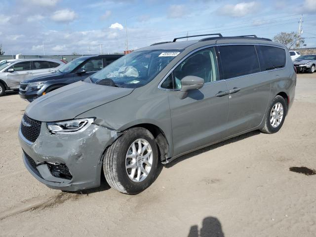  Salvage Chrysler Pacifica