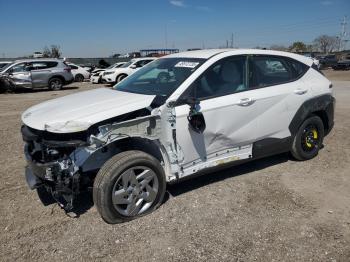  Salvage Hyundai KONA