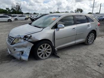  Salvage Toyota Venza