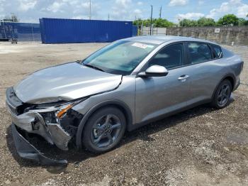  Salvage Kia K4 Lx