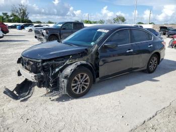  Salvage Nissan Altima