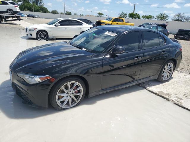  Salvage Alfa Romeo Giulia