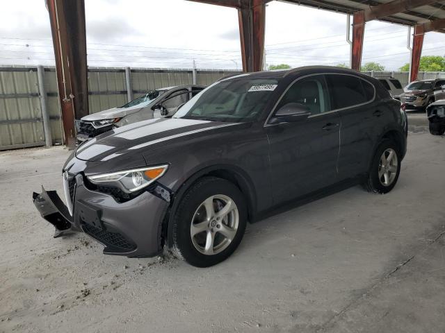  Salvage Alfa Romeo Stelvio