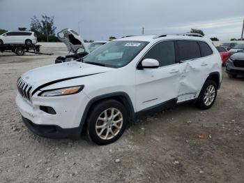  Salvage Jeep Grand Cherokee