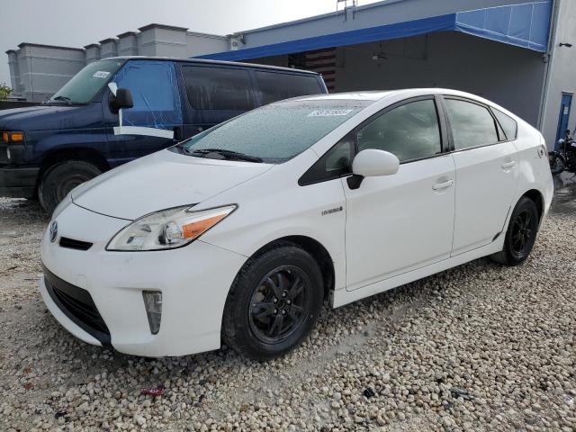 Salvage Toyota Prius