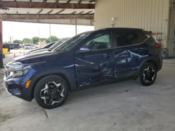  Salvage Kia Seltos