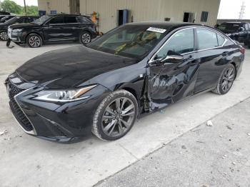  Salvage Lexus Es
