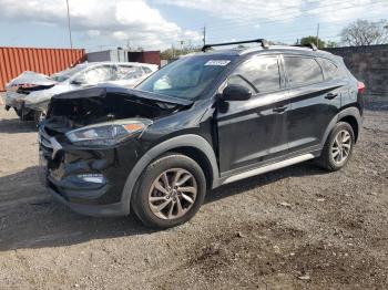  Salvage Hyundai TUCSON