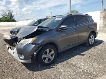  Salvage Toyota RAV4