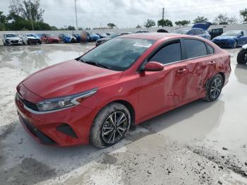  Salvage Kia Forte