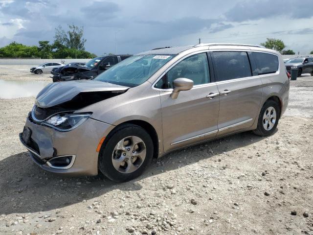  Salvage Chrysler Pacifica