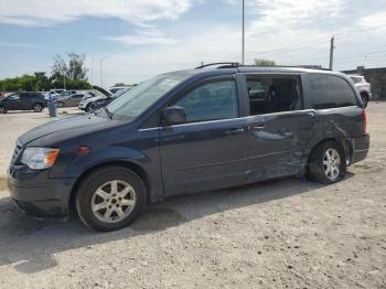 Salvage Chrysler Minivan