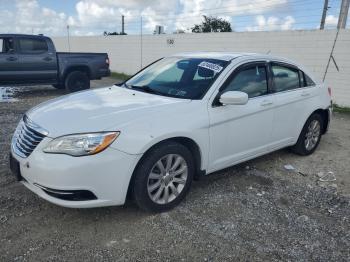  Salvage Chrysler 200