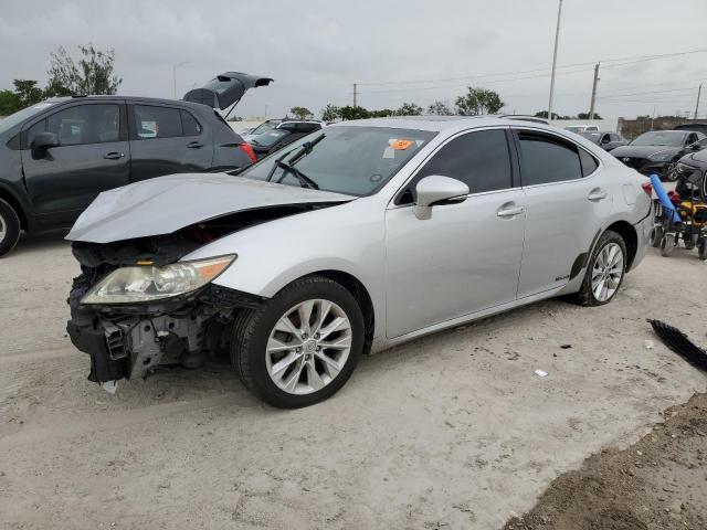  Salvage Lexus Es