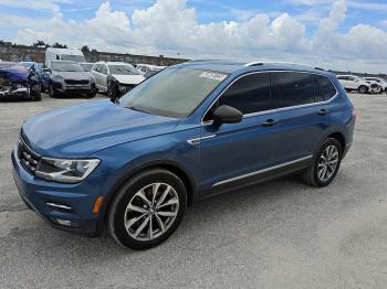  Salvage Volkswagen Tiguan