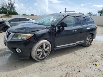  Salvage Nissan Pathfinder