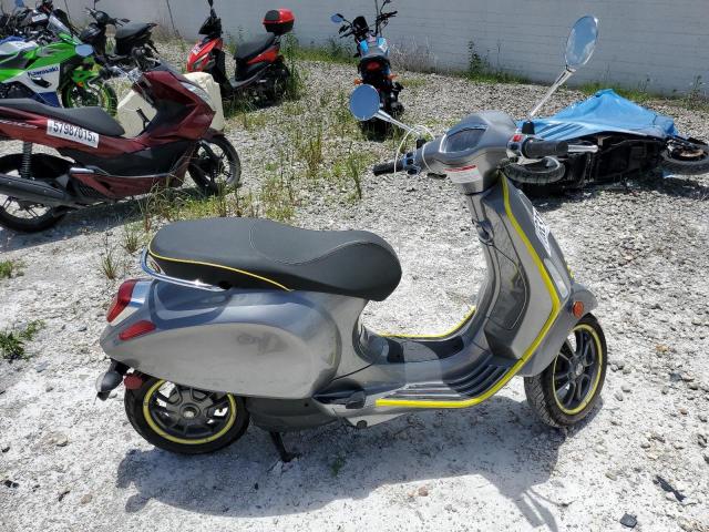  Salvage Vespa Elettrica