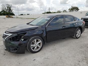  Salvage Nissan Altima