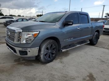  Salvage Nissan Titan