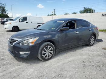  Salvage Nissan Altima