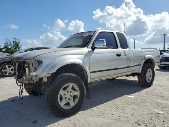  Salvage Toyota Tacoma