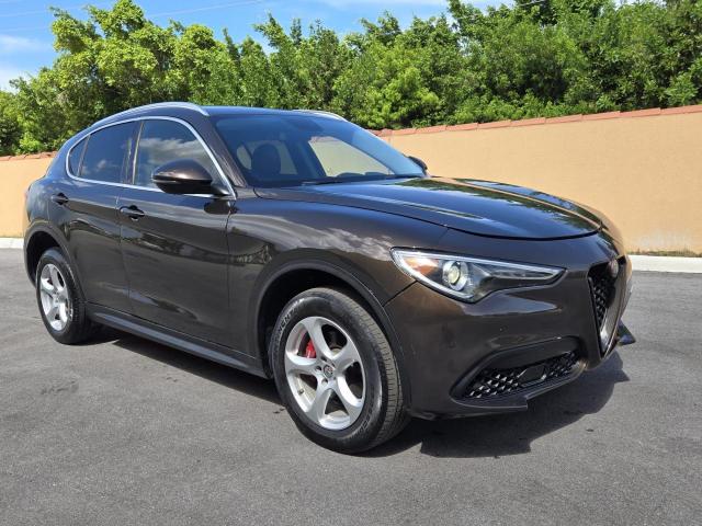  Salvage Alfa Romeo Stelvio